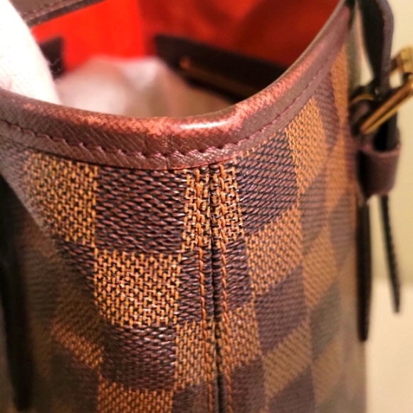 💖Authenic Louis Vuitton Marais Bucket  Bag W/ Coa 💖 - Picture 5 of 16